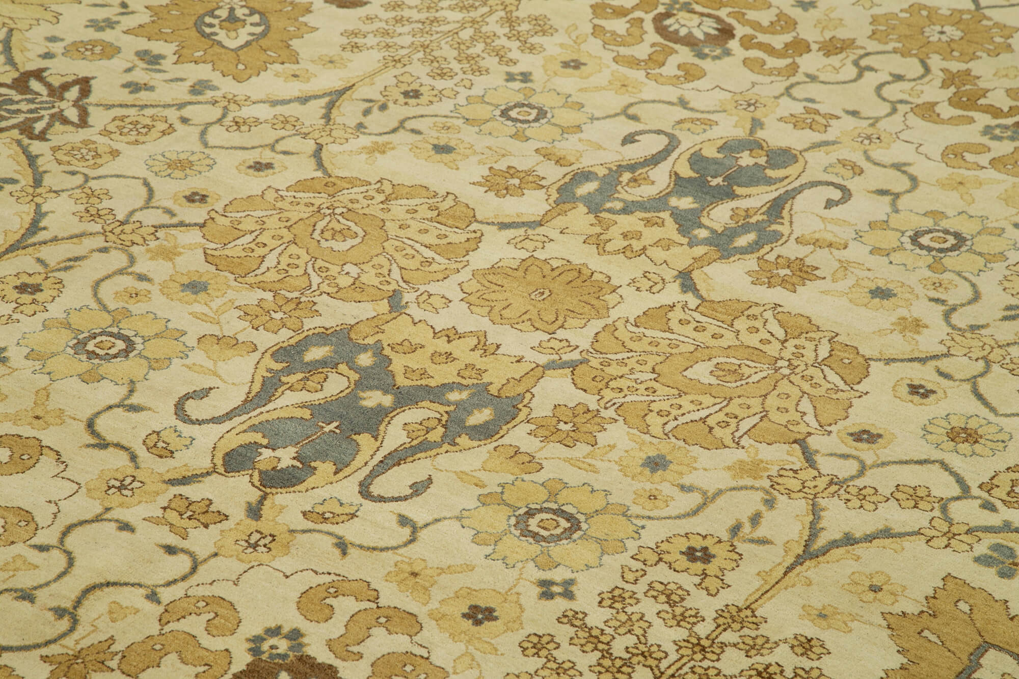 Collection of 9' 10'' x 14' 1'' Beige Oriental Oushak Rug in a gallery layout