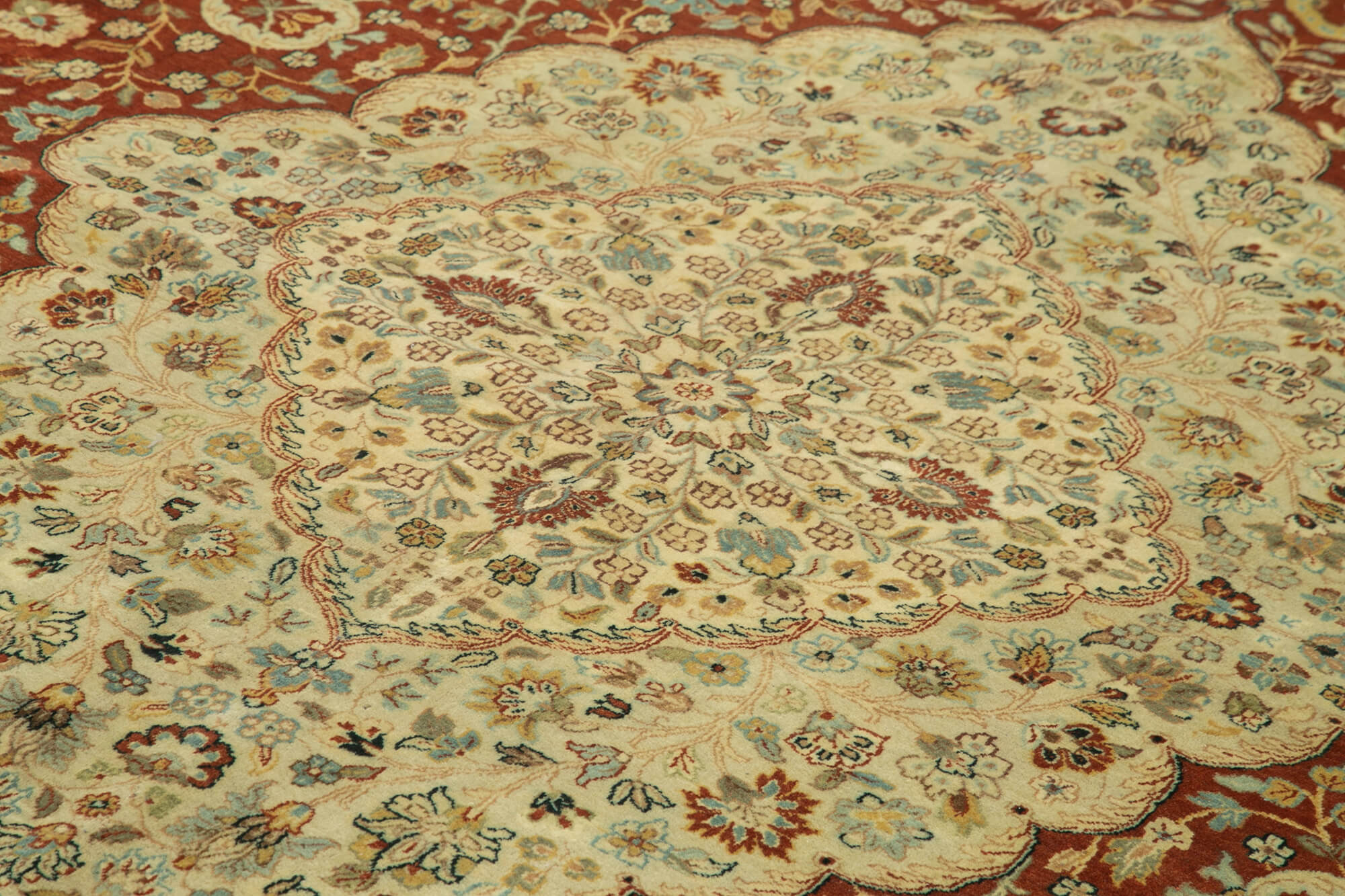 Collection of 9' 9'' x 13' 6'' Handmade Oriental Oushak Rug in a gallery layout