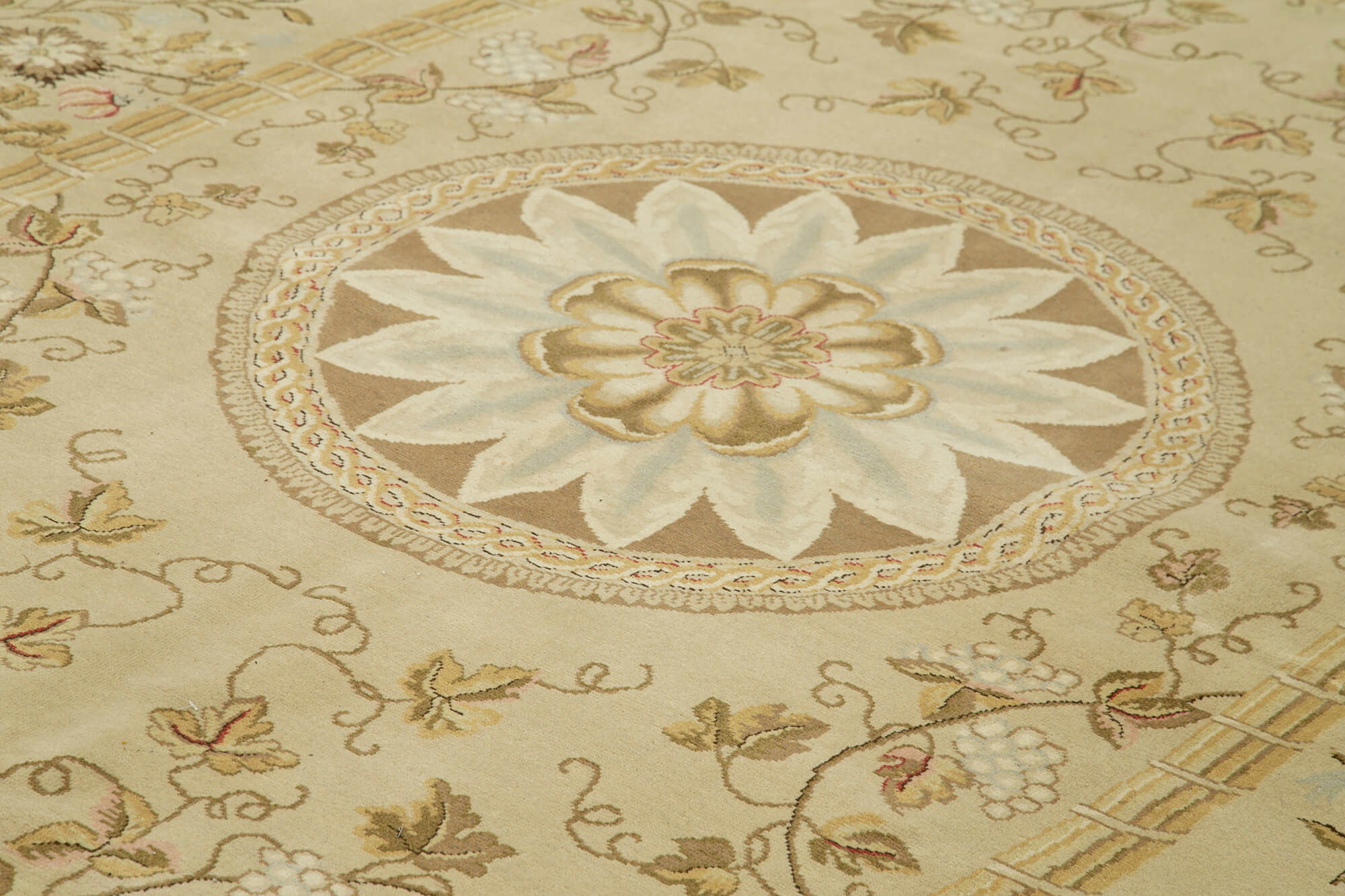 Collection of 11' 11'' x 15' 3'' Beige Oriental Oushak Rug in a gallery layout