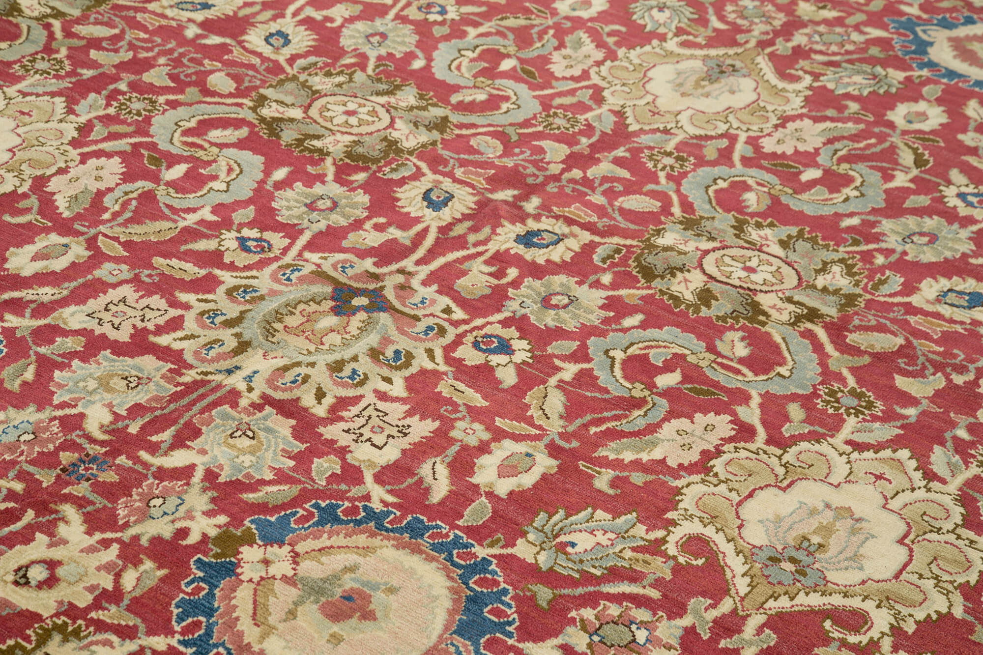 Collection of 9' 11'' x 14' 4'' Oriental Oushak Rug in a gallery layout