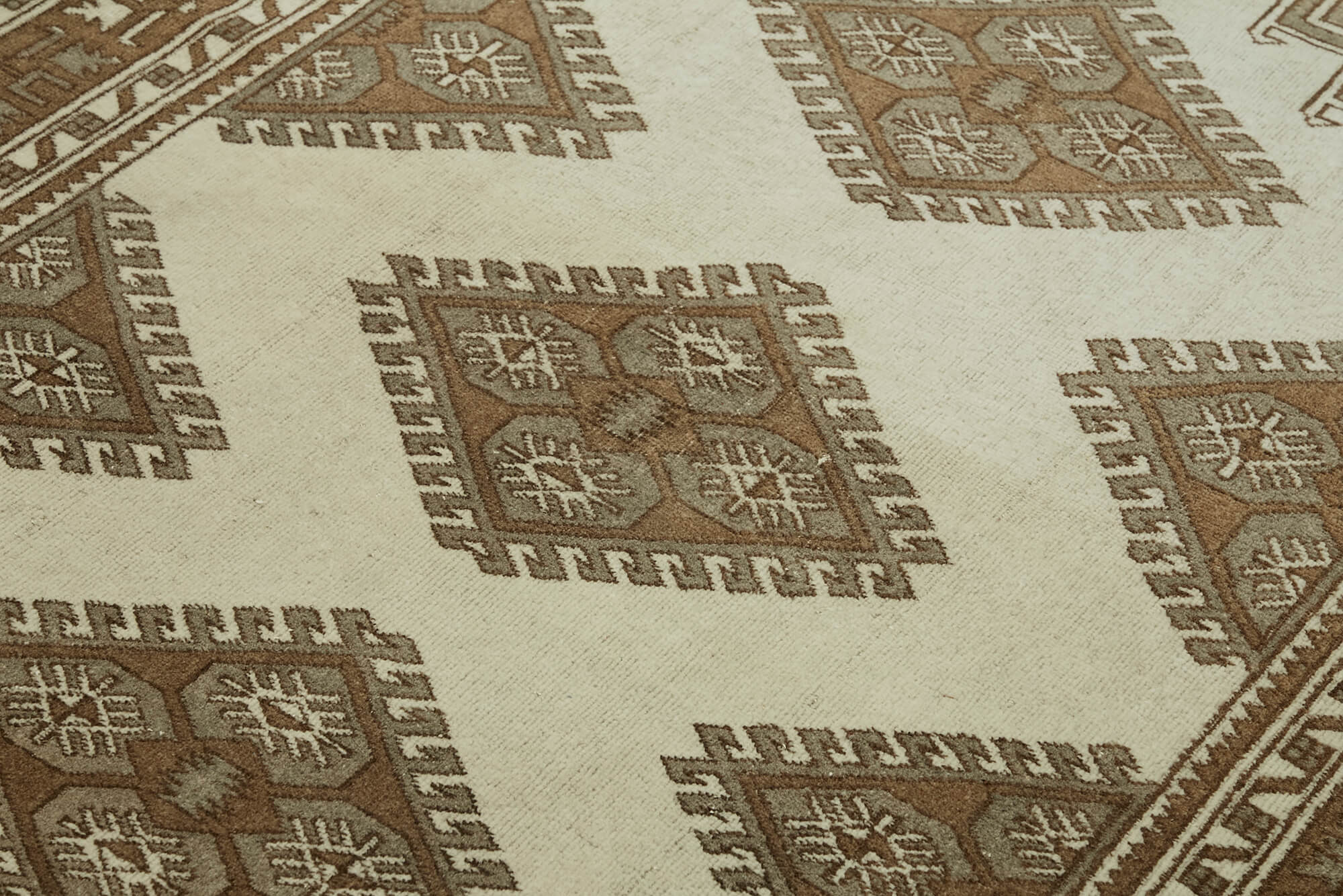 Collection of 4' 7'' x 7' Beige Small Area Rug in a gallery layout