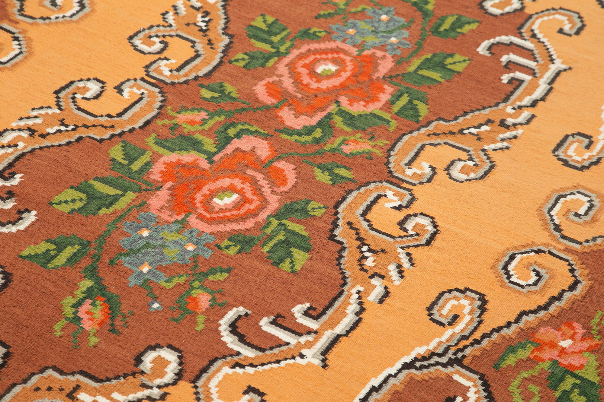 Collection of 5' 9'' x 9' 3'' Floral Handwoven Wool Rug in a gallery layout